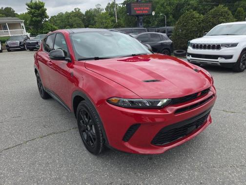 Hot Tamale 2024 Dodge Hornet R/T Plus EAWD