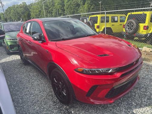 Hot Tamale 2024 Dodge Hornet R/T Plus EAWD