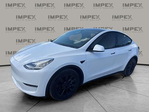 Pearl White Multi-Coat 2022 Tesla Model Y Long Range Dual Motor All-Wheel Drive