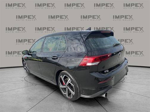 2024 Volkswagen Golf GTI 2.0T SE DSG