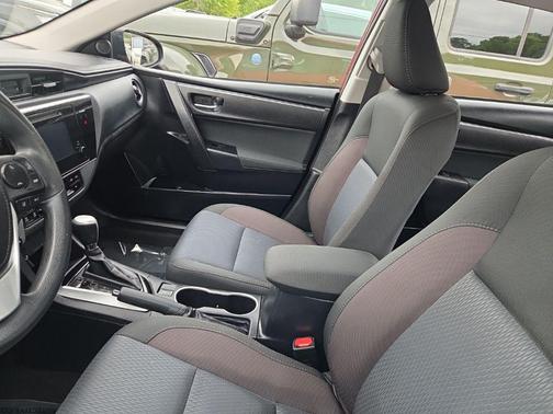 Barcelona Red Metallic 2017 Toyota Corolla LE