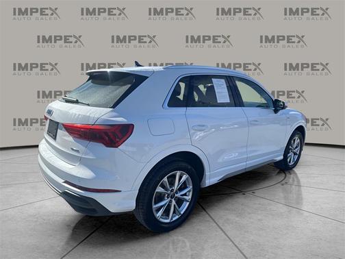 2023 Audi Q3 Premium 45 TFSI S line quattro Tiptronic