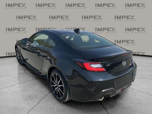 Raven 2024 Toyota GR86 Base