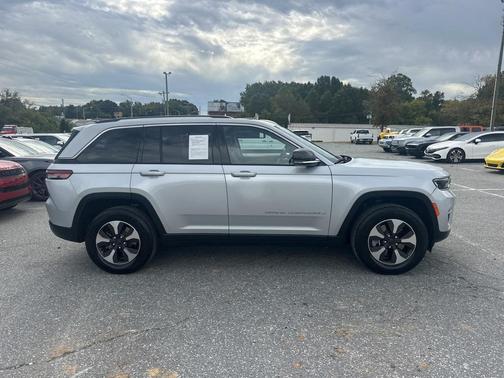 2023 Jeep Grand Cherokee 4xe Base