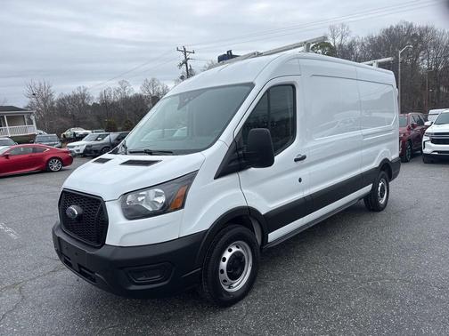 2022 Ford Transit-250 Base