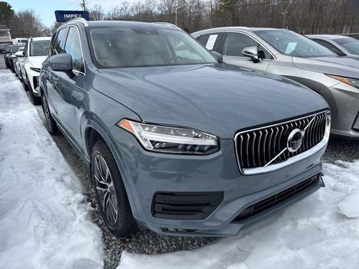 2020 Volvo XC90 T5 Momentum