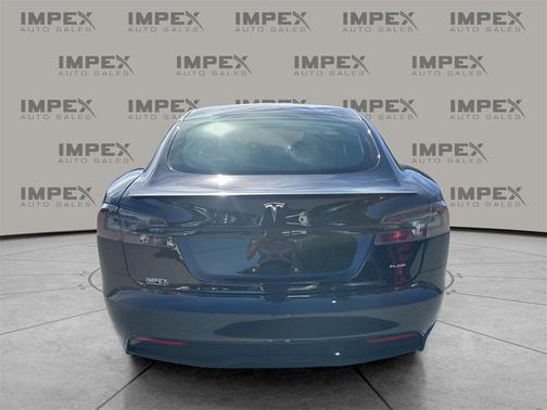 2021 Tesla Model S Plaid