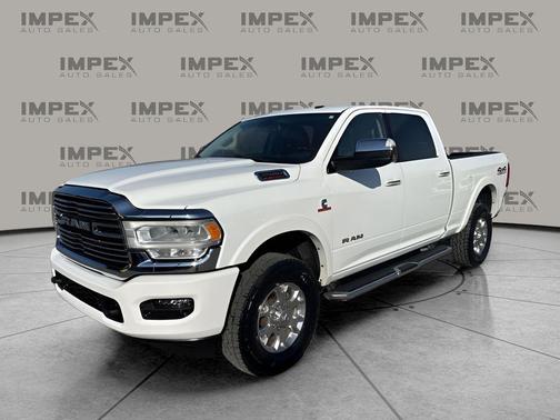 2022 RAM 2500 Laramie Crew Cab 4x4 6'4' Box