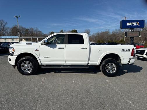 2022 RAM 2500 Laramie Crew Cab 4x4 6'4' Box