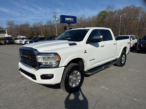 2022 RAM 2500 Laramie Crew Cab 4x4 6'4' Box