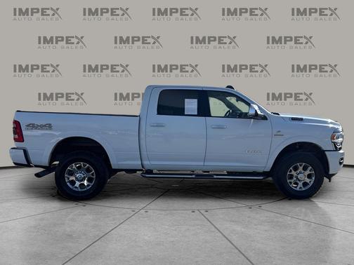 2022 RAM 2500 Laramie Crew Cab 4x4 6'4' Box