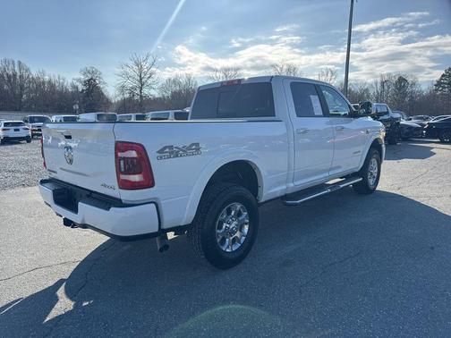 2022 RAM 2500 Laramie Crew Cab 4x4 6'4' Box