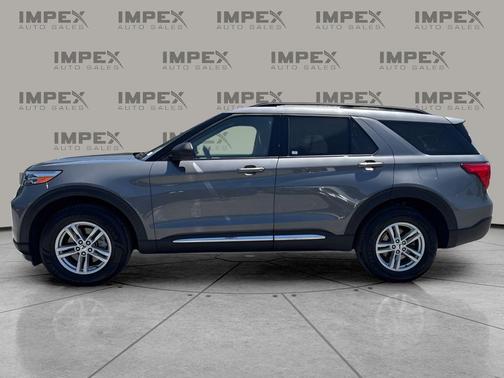 CARBONIZED GRAY METALLIC 2021 Ford Explorer XLT
