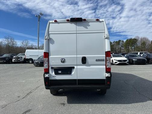 2024 RAM ProMaster 2500 Tradesman