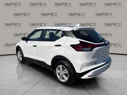 2024 Nissan Kicks S