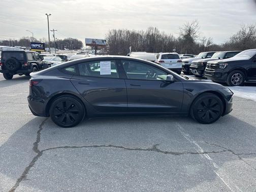 2024 Tesla Model 3 Long Range