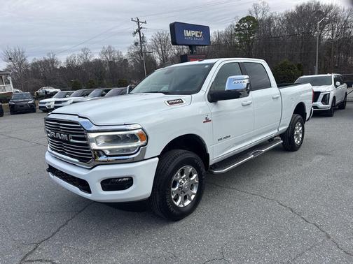 2024 RAM 2500 Laramie Crew Cab 4x4 6'4' Box