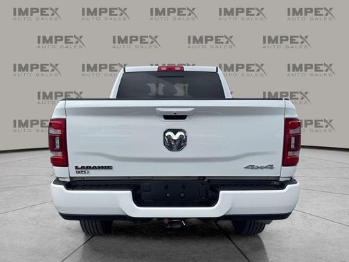 2024 RAM 2500 Laramie Crew Cab 4x4 6'4' Box
