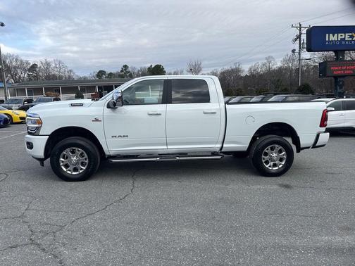 2024 RAM 2500 Laramie Crew Cab 4x4 6'4' Box
