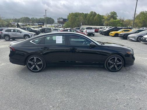 Crystal Black Pearl 2025 Honda Accord Hybrid Sport