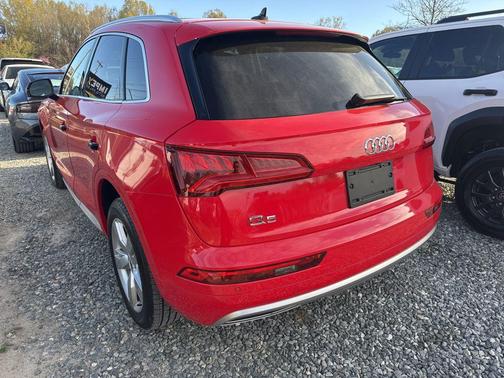 Moonlight Blue 2018 Audi Q5 2.0T Tech Premium