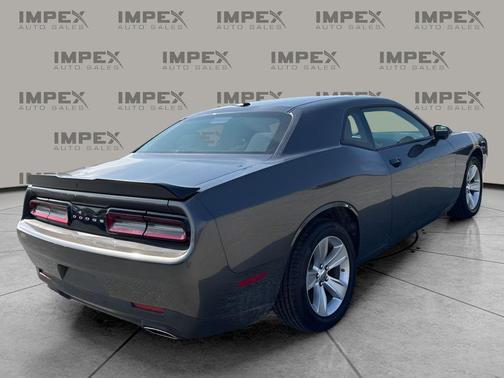 2023 Dodge Challenger SXT