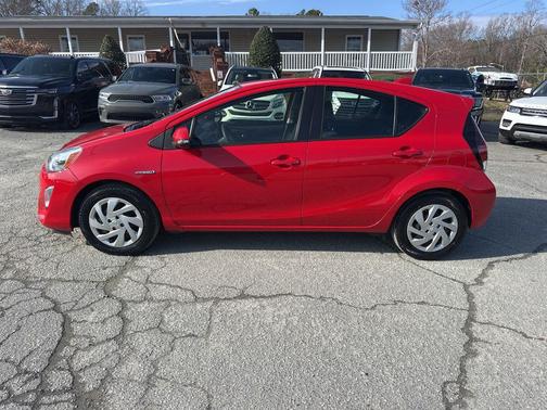 2015 Toyota Prius c Four