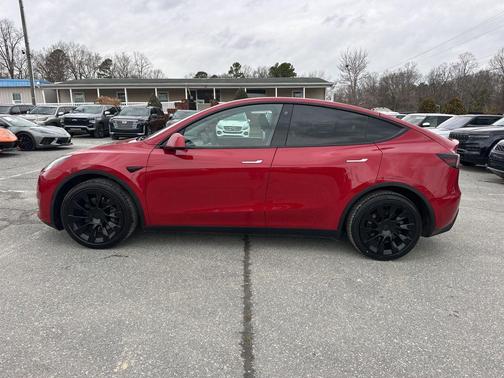 2022 Tesla Model Y Long Range Dual Motor All-Wheel Drive
