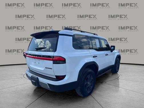Eminent White Pearl 2024 Lexus GX 550 Overtrail+