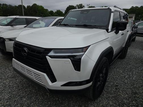 Eminent White Pearl 2024 Lexus GX 550 Overtrail+