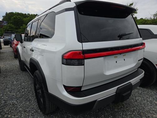 Eminent White Pearl 2024 Lexus GX 550 Overtrail+