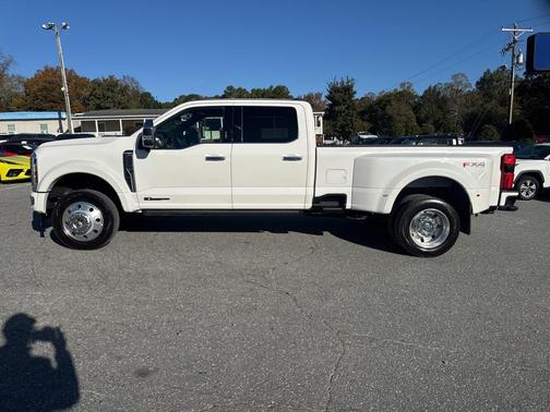 2024 Ford F-450 Platinum