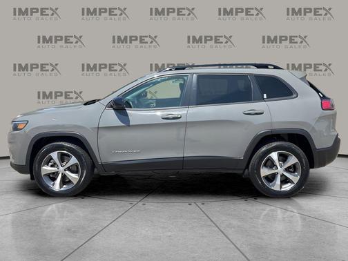 Sting-Gray Clearcoat 2022 Jeep Cherokee Limited