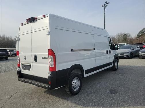 2025 RAM ProMaster 2500 Tradesman