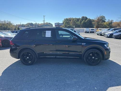 2019 Volkswagen Tiguan 2.0T SEL R-Line 4MOTION