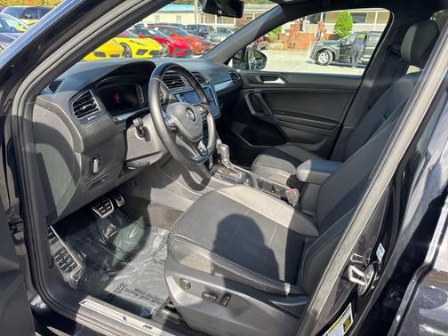 2019 Volkswagen Tiguan 2.0T SEL R-Line 4MOTION