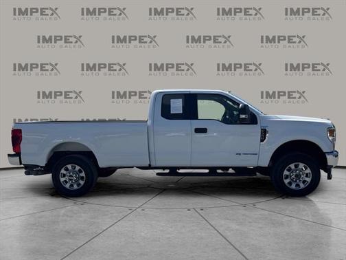 2022 Ford F-350 XLT
