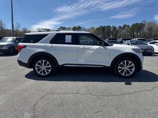 2021 Ford Explorer Platinum