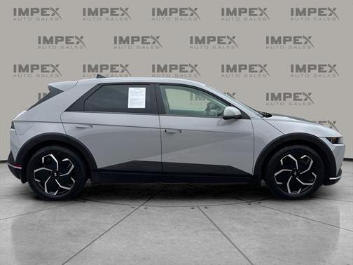 2022 Hyundai IONIQ 5 SE