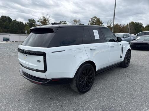 2023 Land Rover Range Rover P400 SE