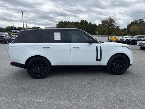 2023 Land Rover Range Rover P400 SE