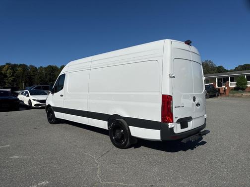 2025 Mercedes-Benz Sprinter 2500 High Roof