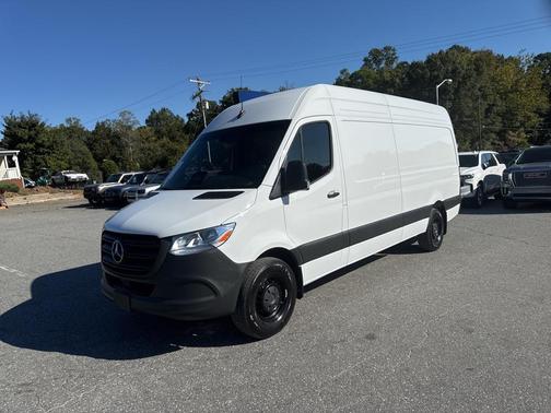 2025 Mercedes-Benz Sprinter 2500 High Roof
