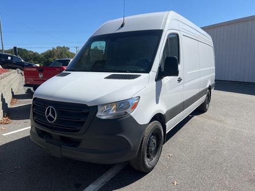 2025 Mercedes-Benz Sprinter 2500 High Roof