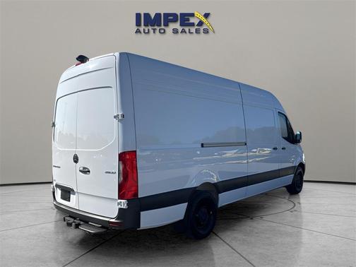 2025 Mercedes-Benz Sprinter 2500 High Roof