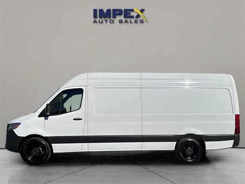 2025 Mercedes-Benz Sprinter 2500 High Roof