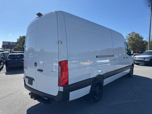 2025 Mercedes-Benz Sprinter 2500 High Roof