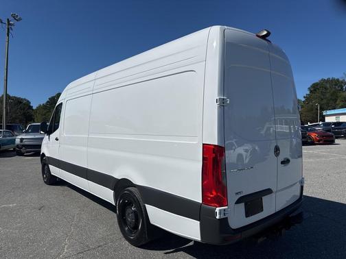 2025 Mercedes-Benz Sprinter 2500 High Roof