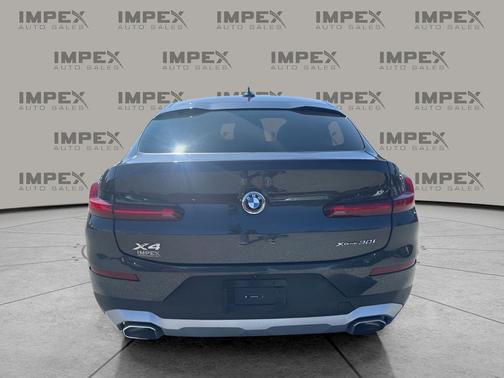 2024 BMW X4 xDrive30i