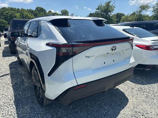 Wind Chill Pearl 2023 Toyota bZ4X Limited